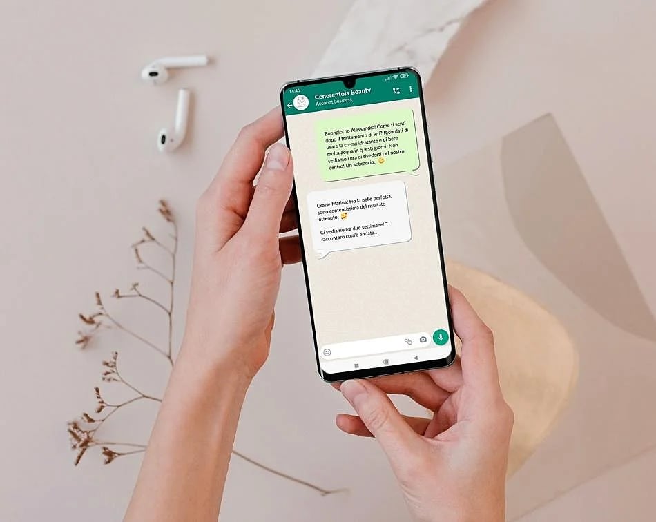 novita-invia-messaggi-whatsapp-ai-tuoi-clienti